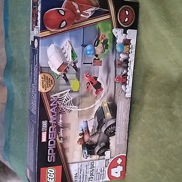 LEGO 76184 Spider-Man vs. Mysterio’s Drone Attack No Way Home - Picture 1 of 7